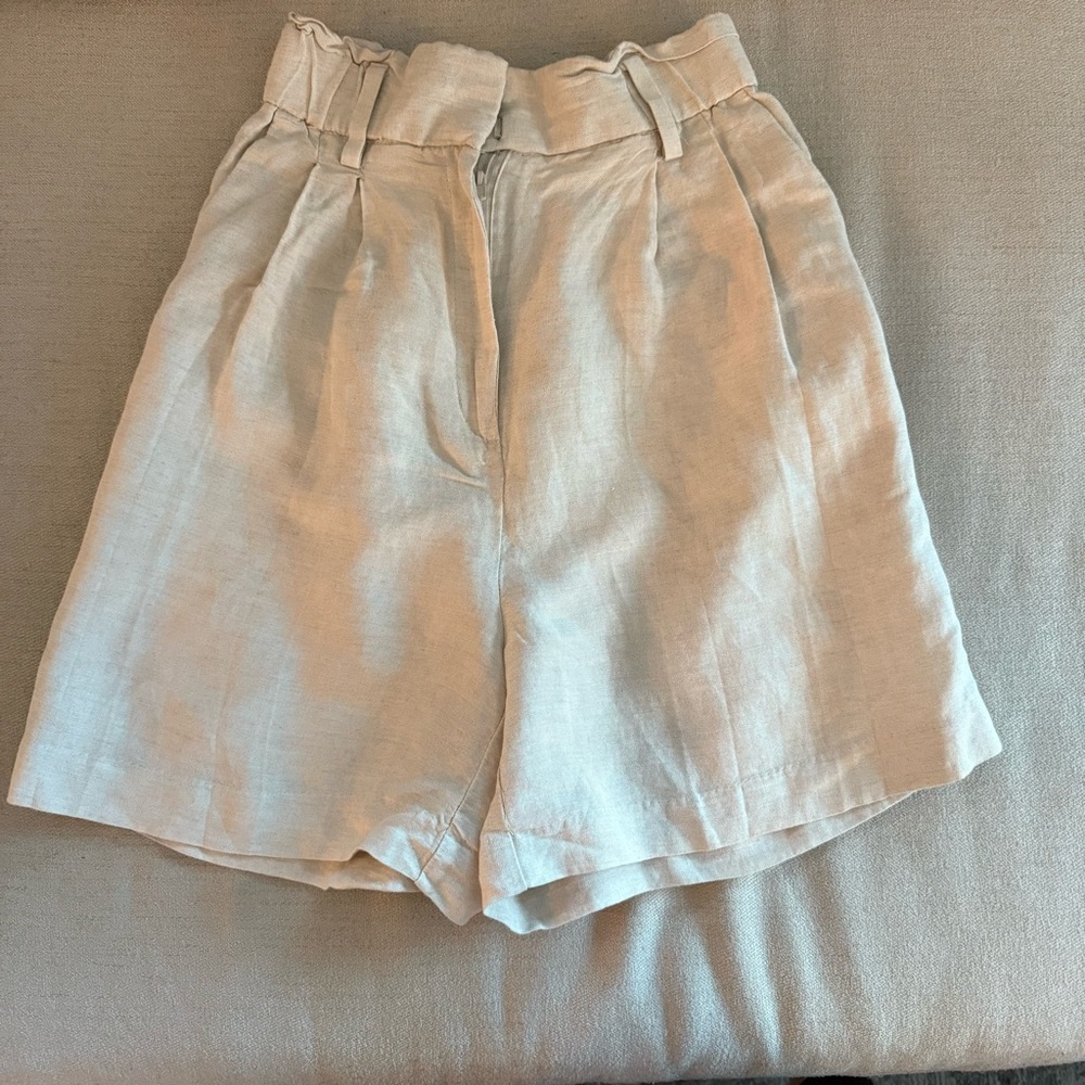 H&M Tailored Linen Blend Shorts with Pleats
